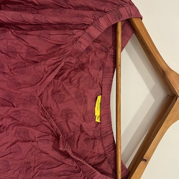 Roller Rabbit lose top - Picture 2 of 2